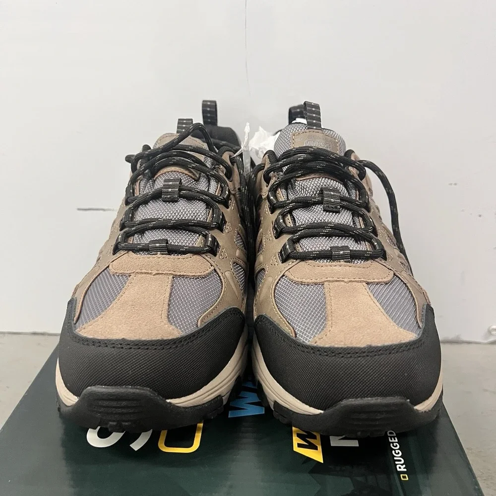 N/A skechers outdoors